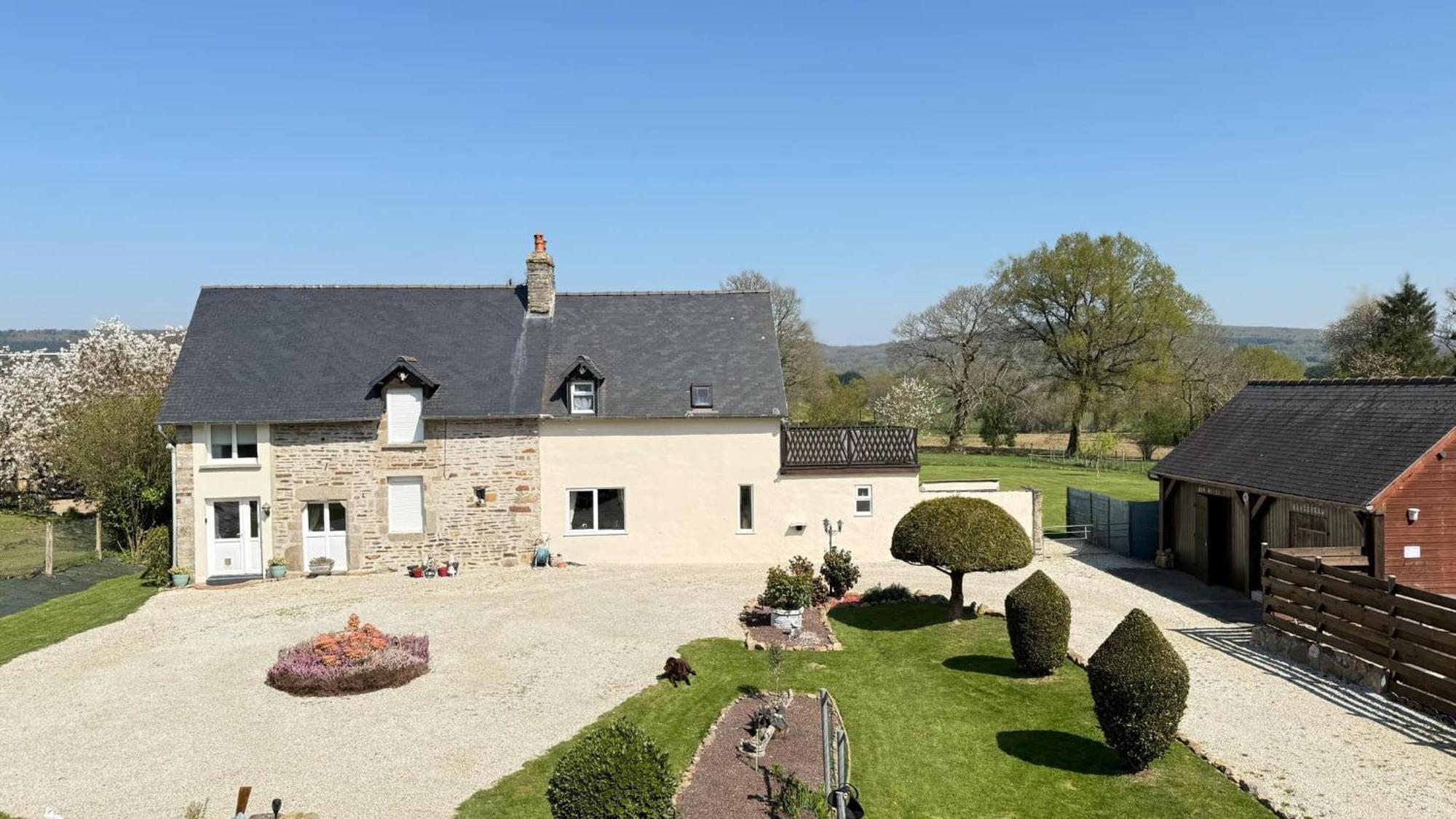 Maison La Touchardiere Barenton المظهر الخارجي الصورة